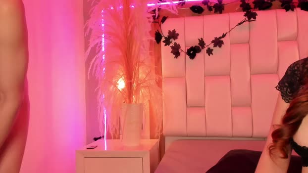 daphne_and_roger striptease Webcam SHOW @ Chaturbate 07-02-2026