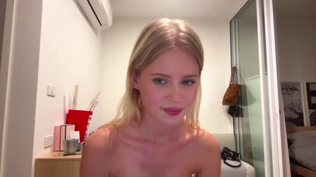 laraineprada Porn Webcam SHOW @ Chaturbate 06-02-2026
