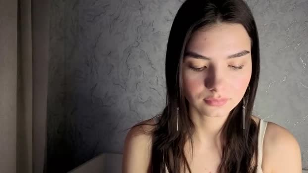lauraback fuckme Webcam SHOW @ Chaturbate 09-02-2026