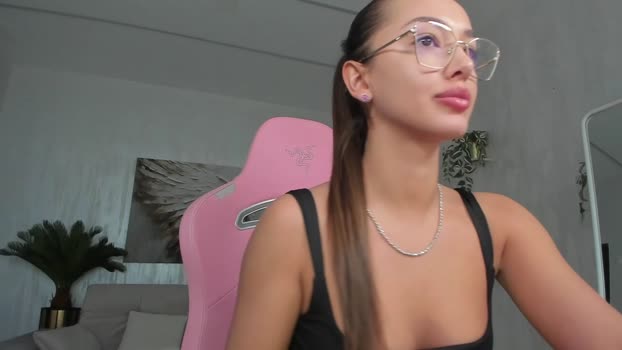 tiffanyhouston_ fuckme Webcam SHOW @ Chaturbate 09-02-2026