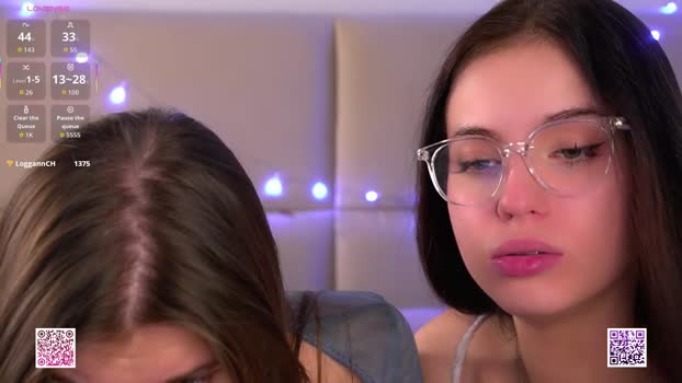vivid_girls spank Webcam SHOW @ Chaturbate 12-02-2026