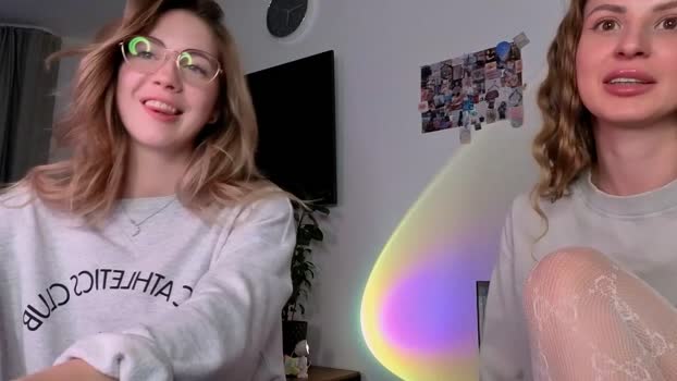f1oraa orgasm Webcam SHOW @ Chaturbate 13-02-2026