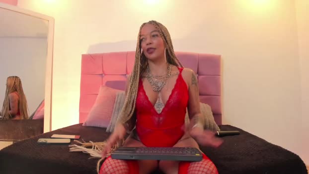 ayira_caramel kissing Webcam SHOW @ Chaturbate 13-02-2026