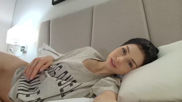 milla_bella fuckme Webcam SHOW @ Chaturbate 14-02-2026
