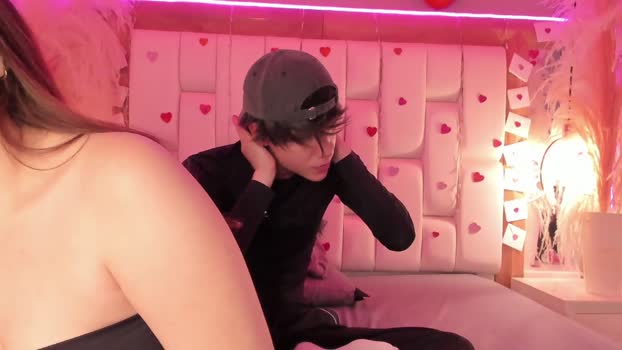 daphne_and_roger naked Webcam SHOW @ Chaturbate 19-02-2026