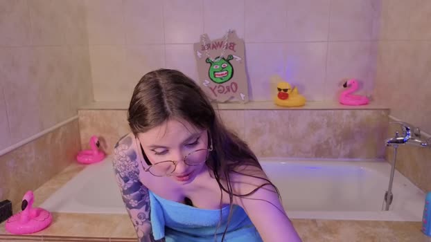 _lovelylove_ lick Webcam SHOW @ Chaturbate 21-02-2026
