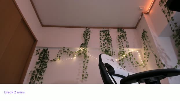 vivian_qwerty squirt Webcam SHOW @ Chaturbate 27-02-2026