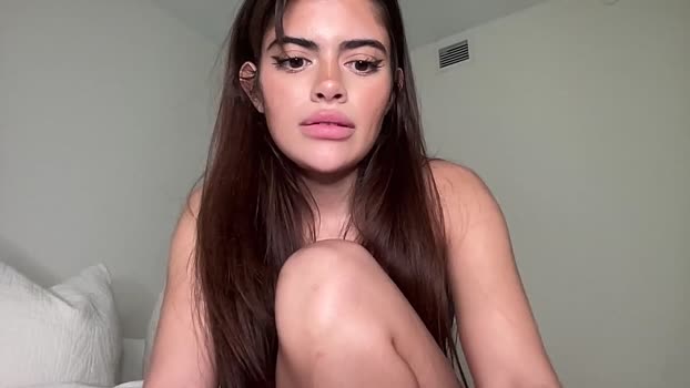 poutyselena sucktits Webcam SHOW @ Chaturbate 28-02-2026