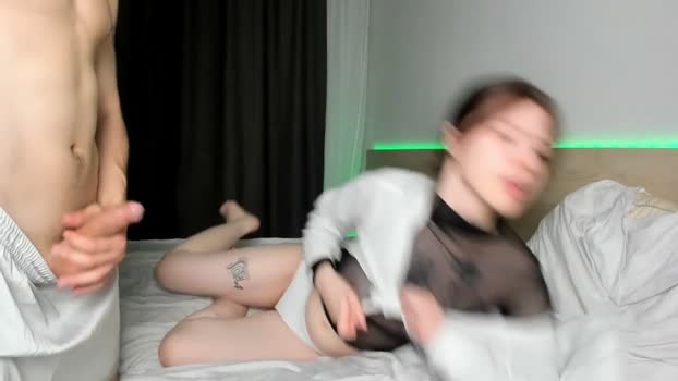 lilkimchii pussy Webcam SHOW @ Chaturbate 04-03-2026