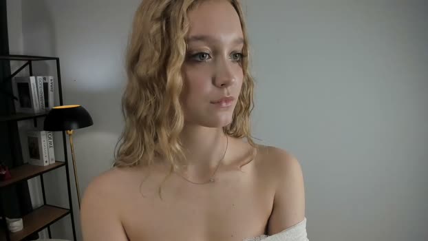 alicemelison Cam Webcam SHOW @ Chaturbate 04-03-2026