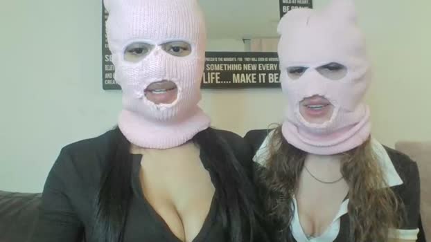 twogirlls