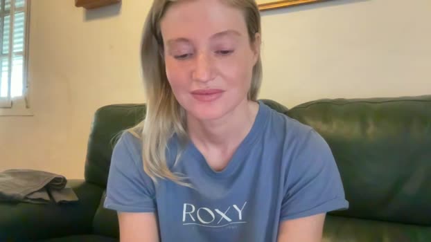 lili_blue1