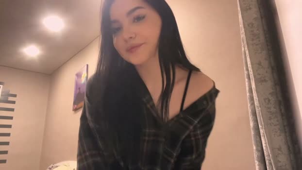 lianekaczka Recorded Webcam SHOW @ Chaturbate 12-03-2026