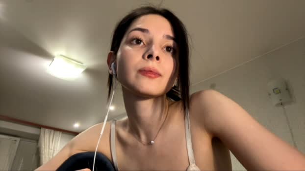 ludivinablice natural Webcam SHOW @ Chaturbate 17-03-2026