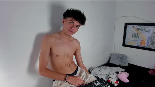energy_lover137 fuckass Webcam SHOW @ Chaturbate 21-03-2026