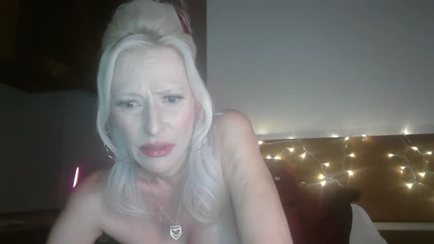 blondebaddiesummer Naked Webcam SHOW @ Chaturbate 25-03-2026