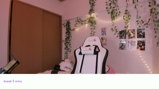 vivian_qwerty tits Webcam SHOW @ Chaturbate 25-03-2026
