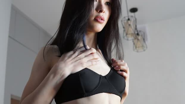 neferpitaa fuckme Webcam SHOW @ Chaturbate 26-03-2026