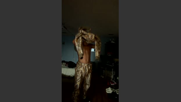 itsleoblaze jerkoff Webcam SHOW @ Chaturbate 28-03-2026