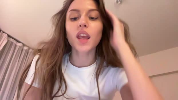she001 wet Webcam SHOW @ Chaturbate 27-03-2026