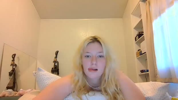 sara9920 kiss Webcam SHOW @ Chaturbate 28-03-2026