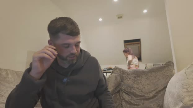 essexcouple88 lovense Webcam SHOW @ Chaturbate 01-04-2026
