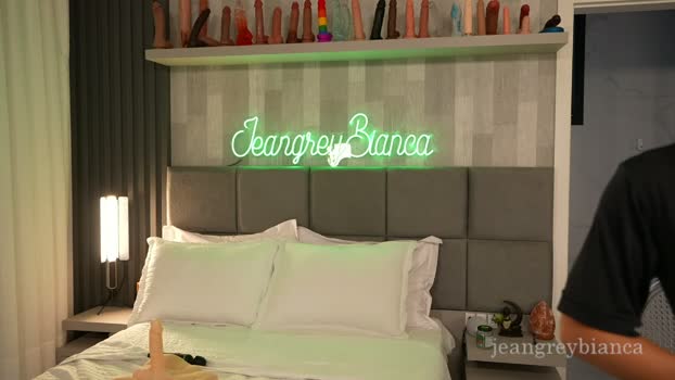 jeangreybianca lickpussy Webcam SHOW @ Chaturbate 01-04-2026
