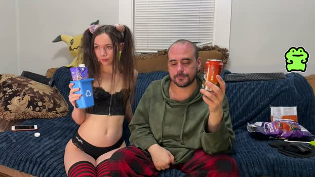 manicpixiedreamfrog Show Webcam SHOW @ Chaturbate 02-04-2026