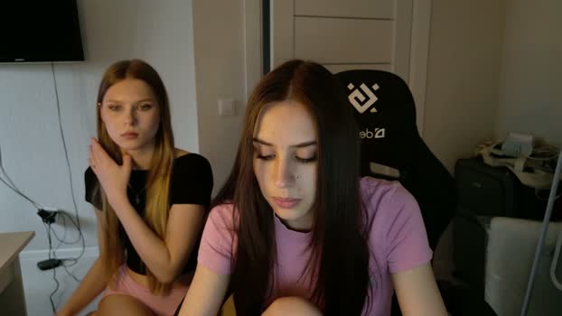 alexialunaris fuckpussy Webcam SHOW @ Chaturbate 03-04-2026
