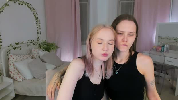 lisaluve analtoy Webcam SHOW @ Chaturbate 05-04-2026