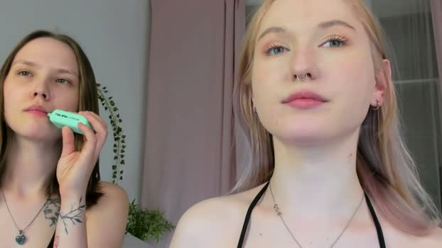 lisaluve bj-dildo Webcam SHOW @ Chaturbate 05-04-2026