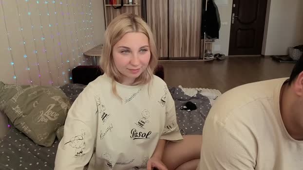 lollove24 legs Webcam SHOW @ Chaturbate 05-04-2026