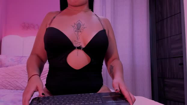 nicole_firee natural Webcam SHOW @ Chaturbate 04-04-2026