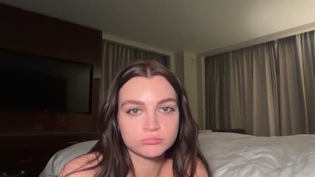 summergracexxx show Webcam SHOW @ Chaturbate 05-04-2026