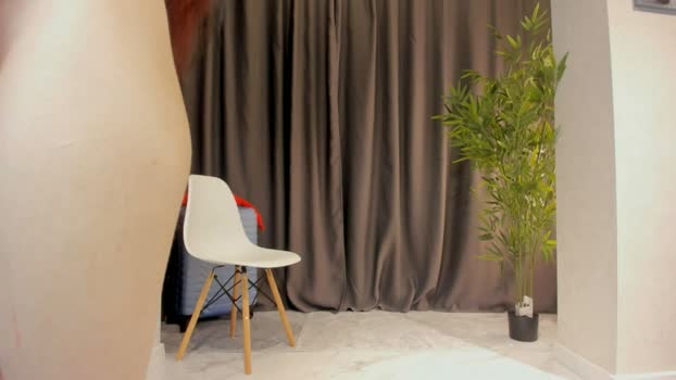 xilice suckshow Webcam SHOW @ Chaturbate 04-04-2026