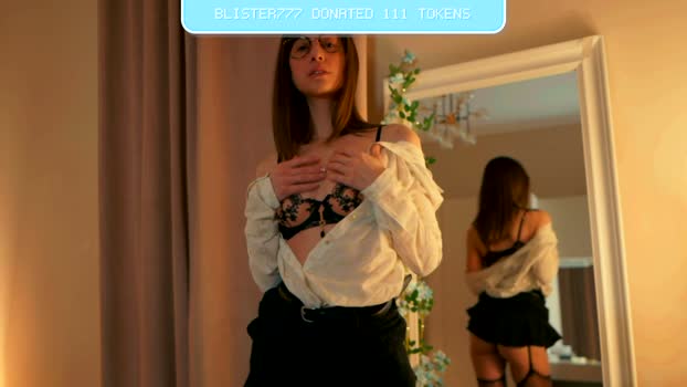 newchloe18 fuckher Webcam SHOW @ Chaturbate 08-04-2026