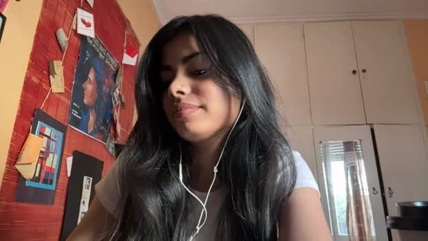 shirleendurrah kissing Webcam SHOW @ Chaturbate 09-04-2026
