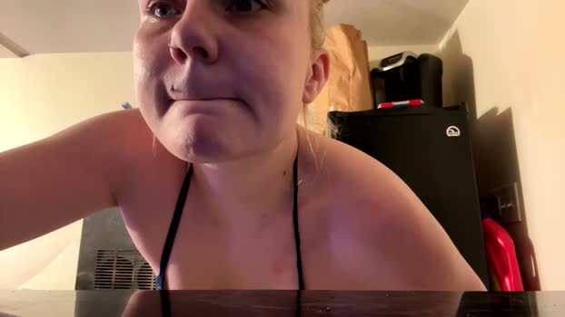 blonde3314 Show Webcam SHOW @ Chaturbate 14-04-2026
