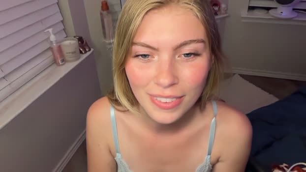 elliee81 Recorded Webcam SHOW @ Chaturbate 15-04-2026