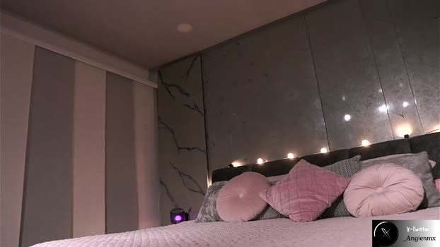 nina_mon strip Webcam SHOW @ Chaturbate 15-04-2026
