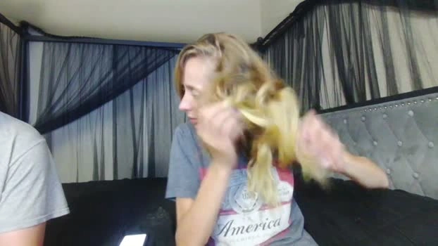 liz_jay 17-04-2026 Porn suck fuckass lick legs