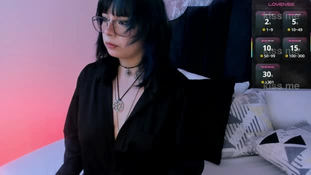 ivi_jones_ 18-04-2026 Porn lick suckcock naughty kinky