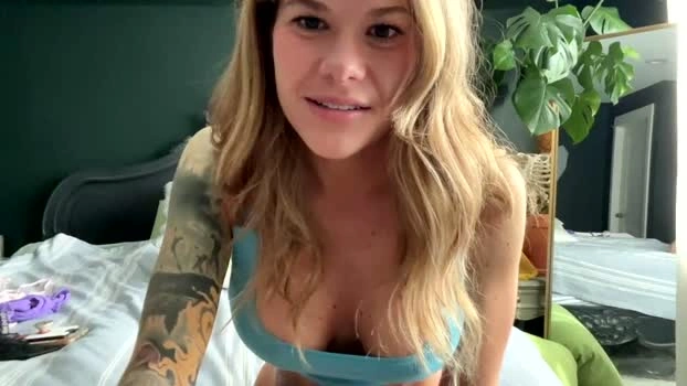 baddyandzaddy 20-04-2026 Porn sexygirl XXX fuckass legs