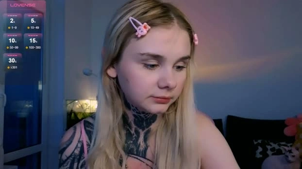 britney_lynch 20-04-2026 Porn strip lush Topless Nude