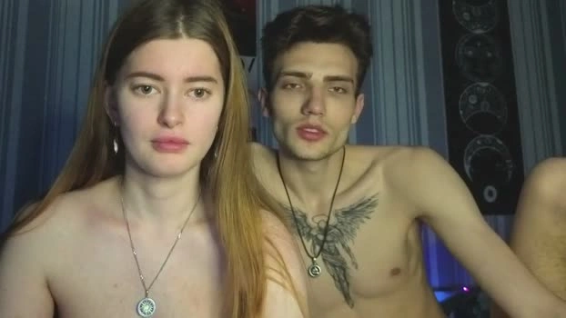 duoemi 19-04-2026 Porn Topless play hard kissing