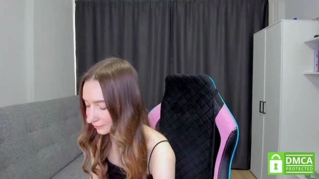 luminaya 27-04-2026 Porn Show Wet kissing oral