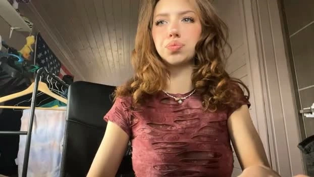 kaleighbourek 28-04-2026 Porn Wet fingering fingering beautiful