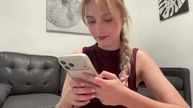 ellykeyofficial 02-05-2026 Porn kissing cute big sexykitty