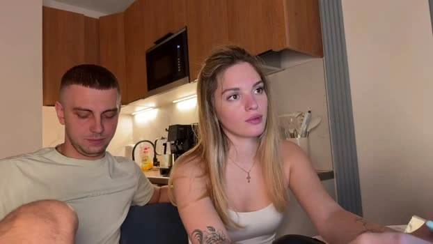 frenzyfoxs 11-05-2026 Porn fingers sucktits kiss Show