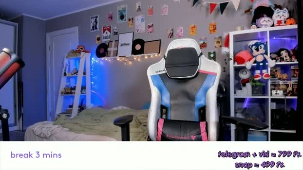vivian_qwerty 24-05-2026 Porn lovense sexykitty show suck